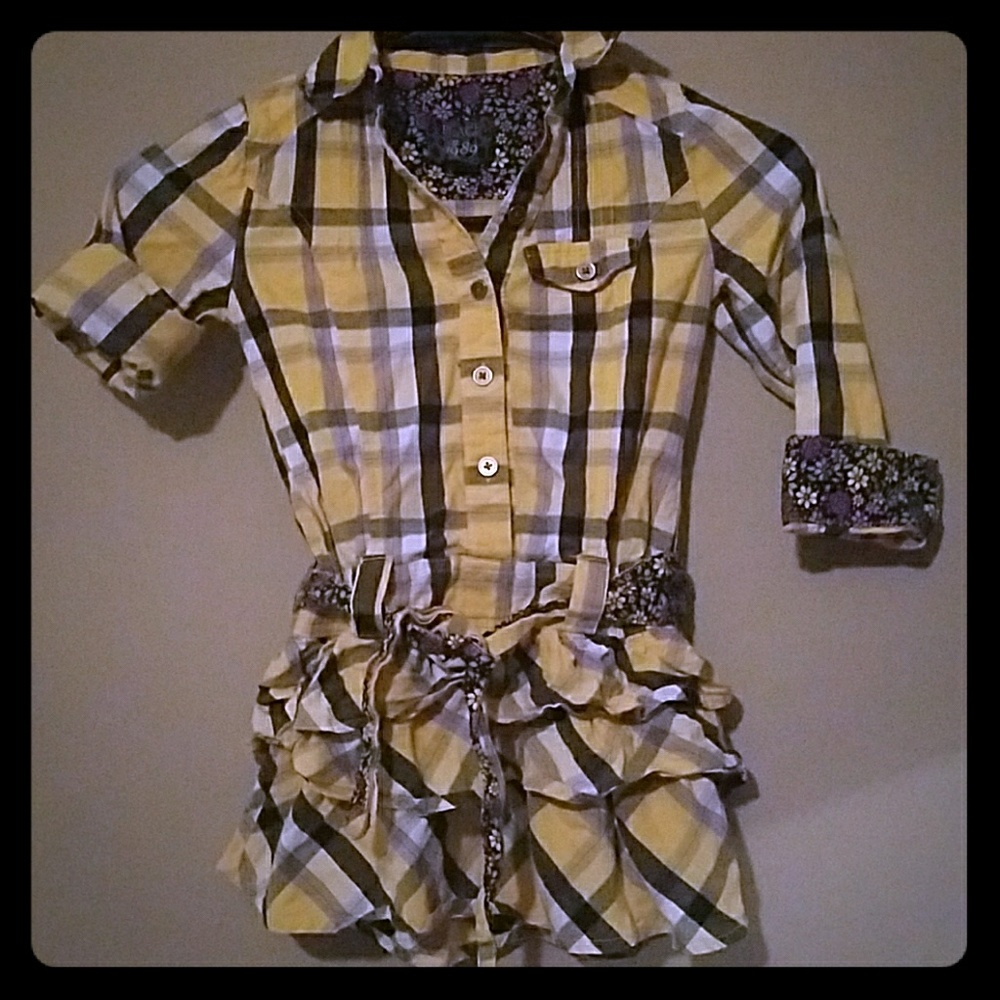 😍 Plaid and Ruffles Dress